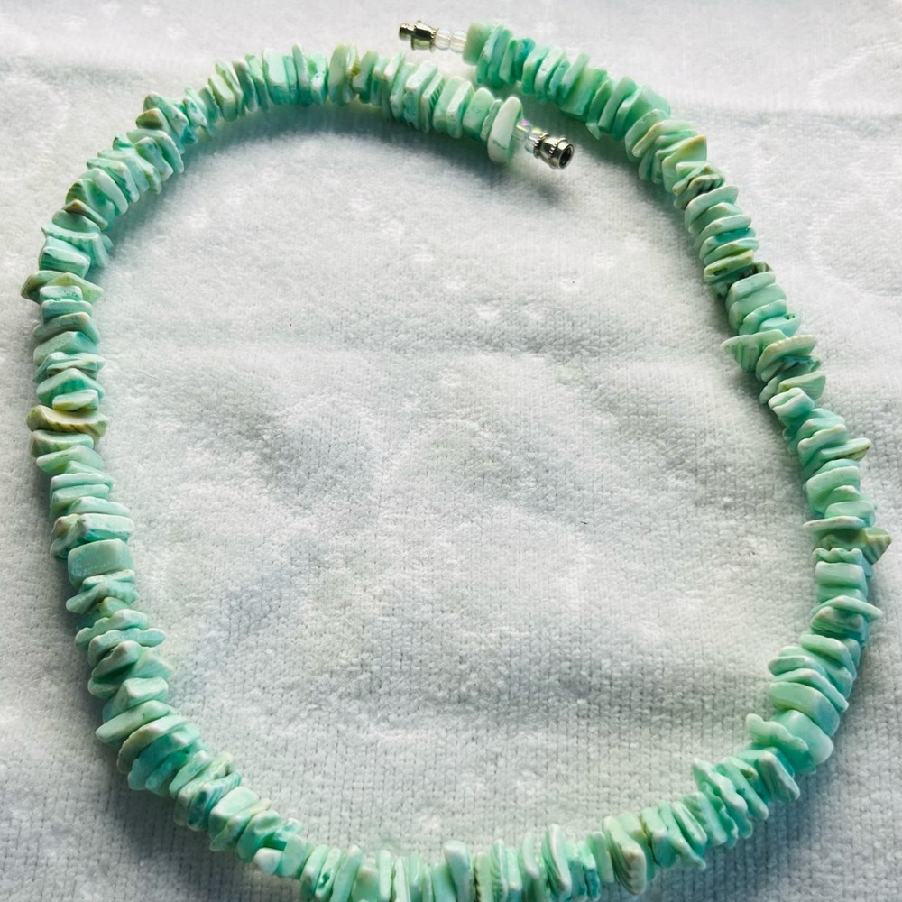 31 Vintage 70's Green Shell Necklace Heishi Stacked Shell Square Beads